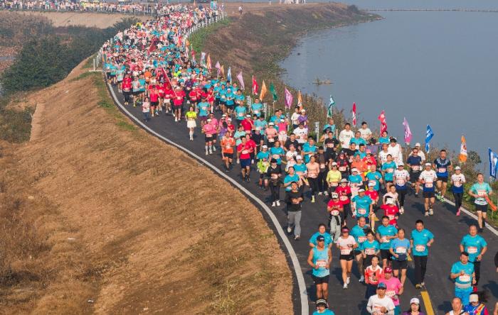全国露营大会湖南大通湖站落幕：2000余名户外爱
