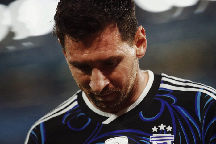 梅西正式加盟巴黎圣日耳曼开启法甲新篇章