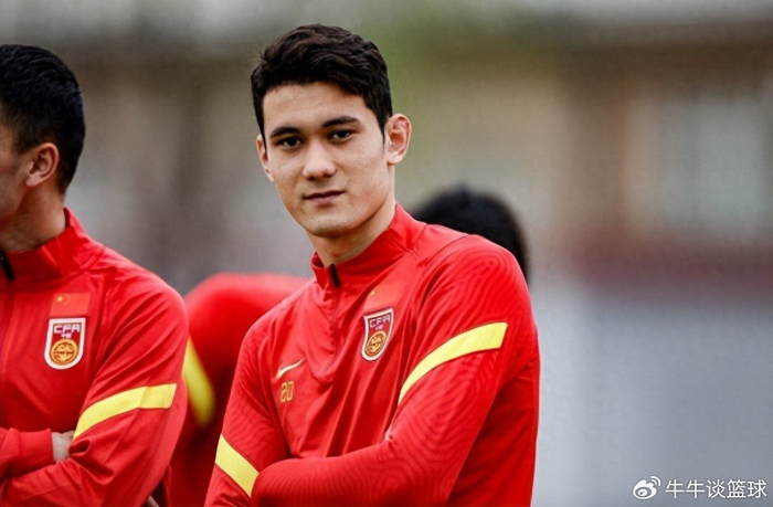 国足0-2负喀麦隆 拜合拉木替补登场力挽狂澜