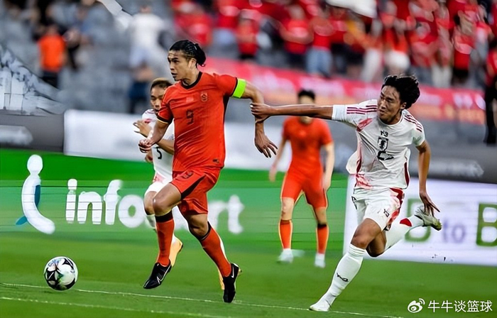 国足0-2负喀麦隆 拜合拉木替补登场力挽狂澜