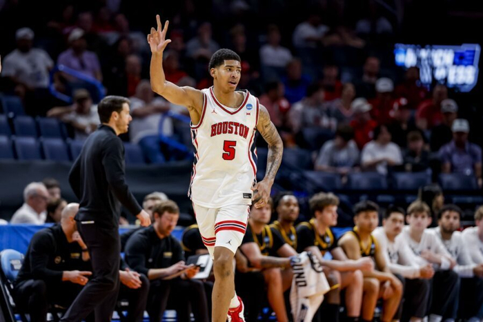 小克里斯-塞纳克宣布参加NBA选秀 大学表现与选秀