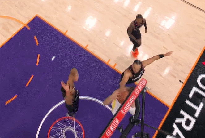 太阳力克勇士锁定第八晋级季后赛 库里带伤作战